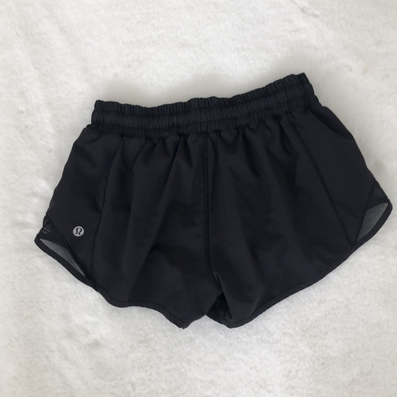 Lululemon black running shorts size 4 - Picture 4 of 5